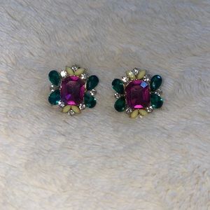 Chunky studs in very good condition, worn once.